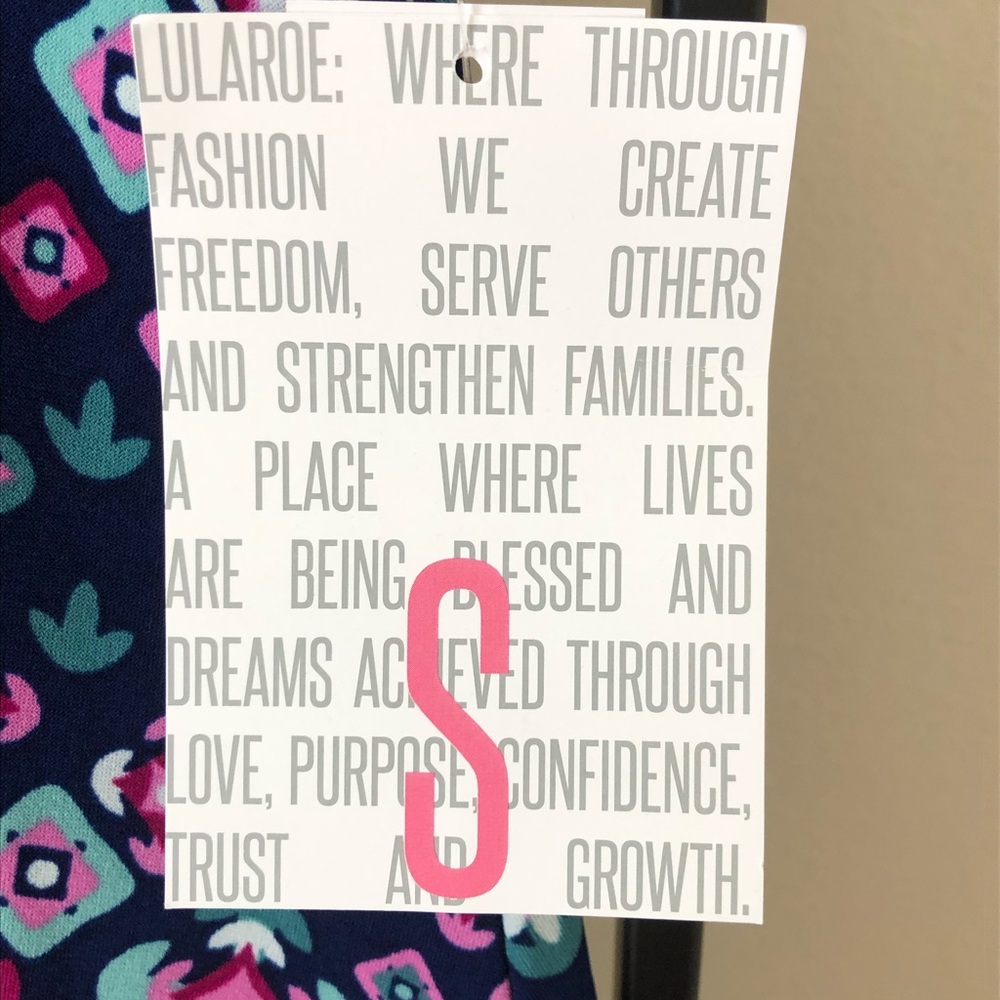 ***NWT Lularoe LLR Small Maxi Skirt*** - Picture 3 of 5